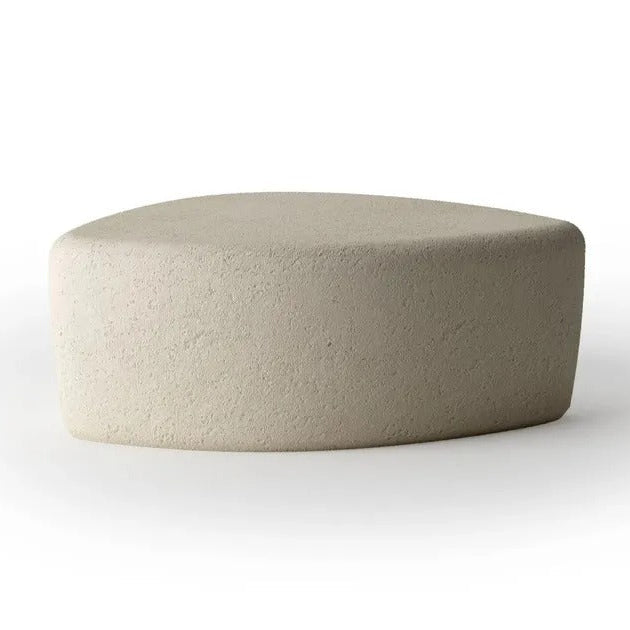 طاولات مصنوعة من الألياف الزجاجية