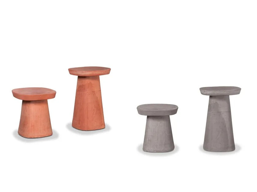 طاولات مصنوعة من الألياف الزجاجية