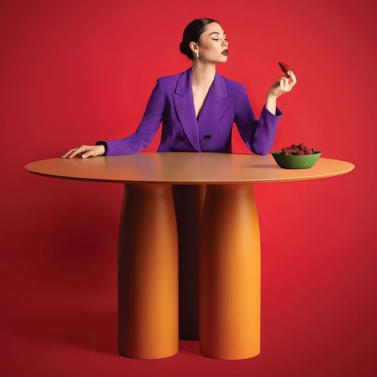 طاولات مصنوعة من الألياف الزجاجية