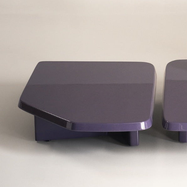 طاولات مصنوعة من الألياف الزجاجية